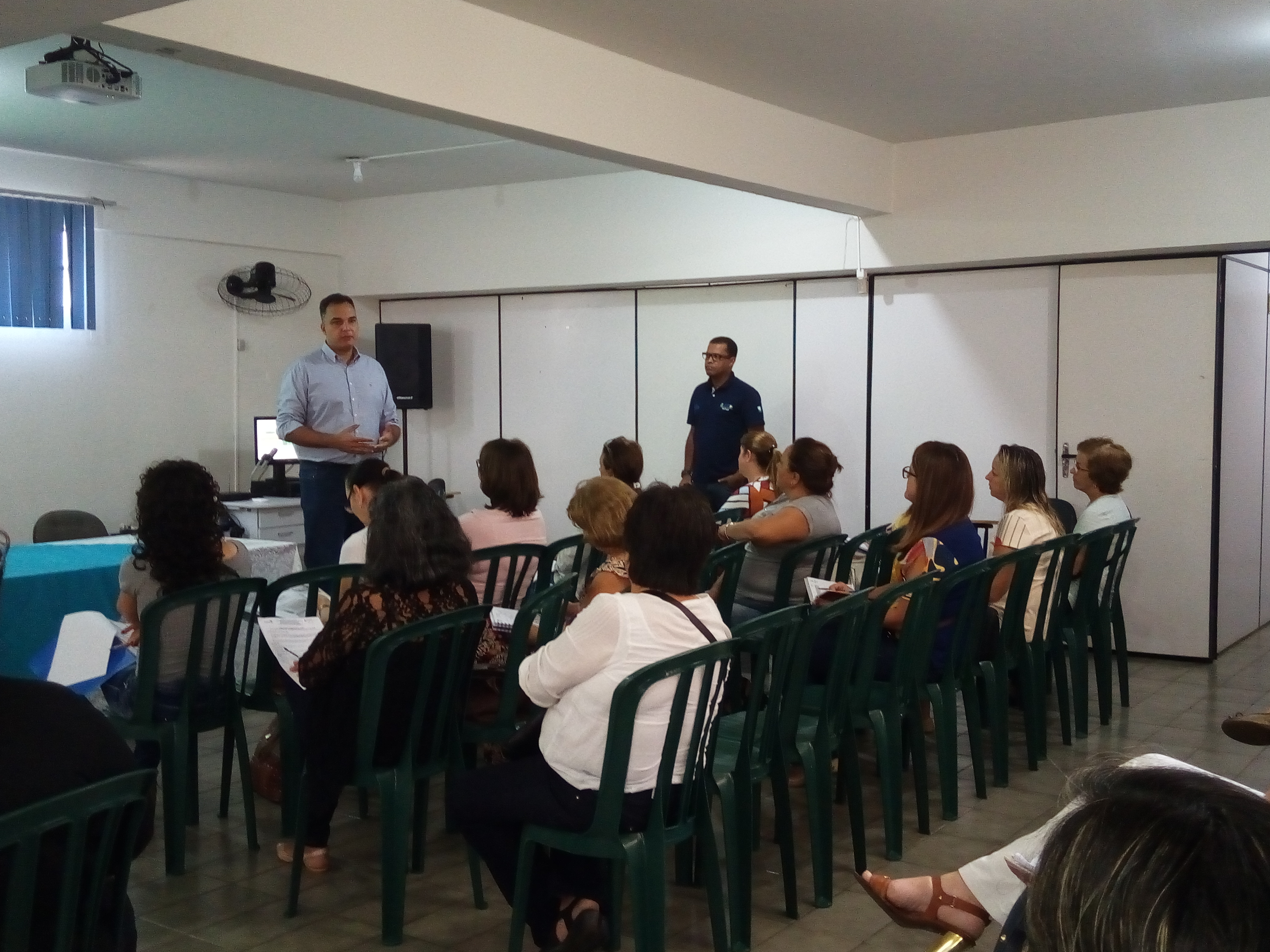 Reunião pedagogas sobre Programa Aulas Especializadas de Treinamento Esportivo