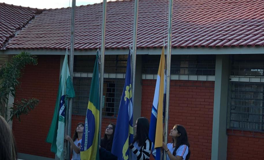 1º dia de aula 2019 Acompanhamento do início do ano letivo pelo chefe do NRE Maringá - Luciano Pereira dos Santos - nos estabelecimentos de ensino.