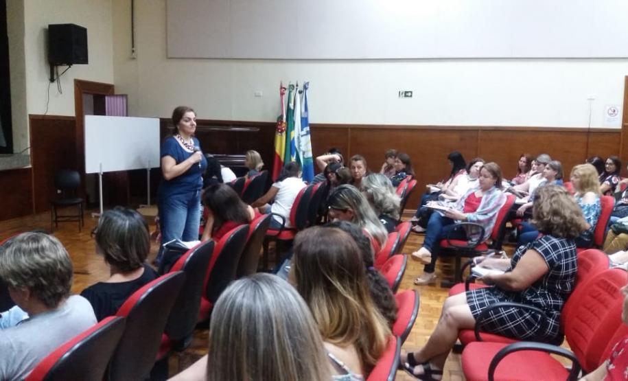 Primeiro Encontro de Professores e Pedagogos das Salas de Recursos tipo I (Dificuldades de aprendizagem) e da Altas Habilidades/Superdotação do NRE de Maringá, em 26/02/2019 no IEEM.